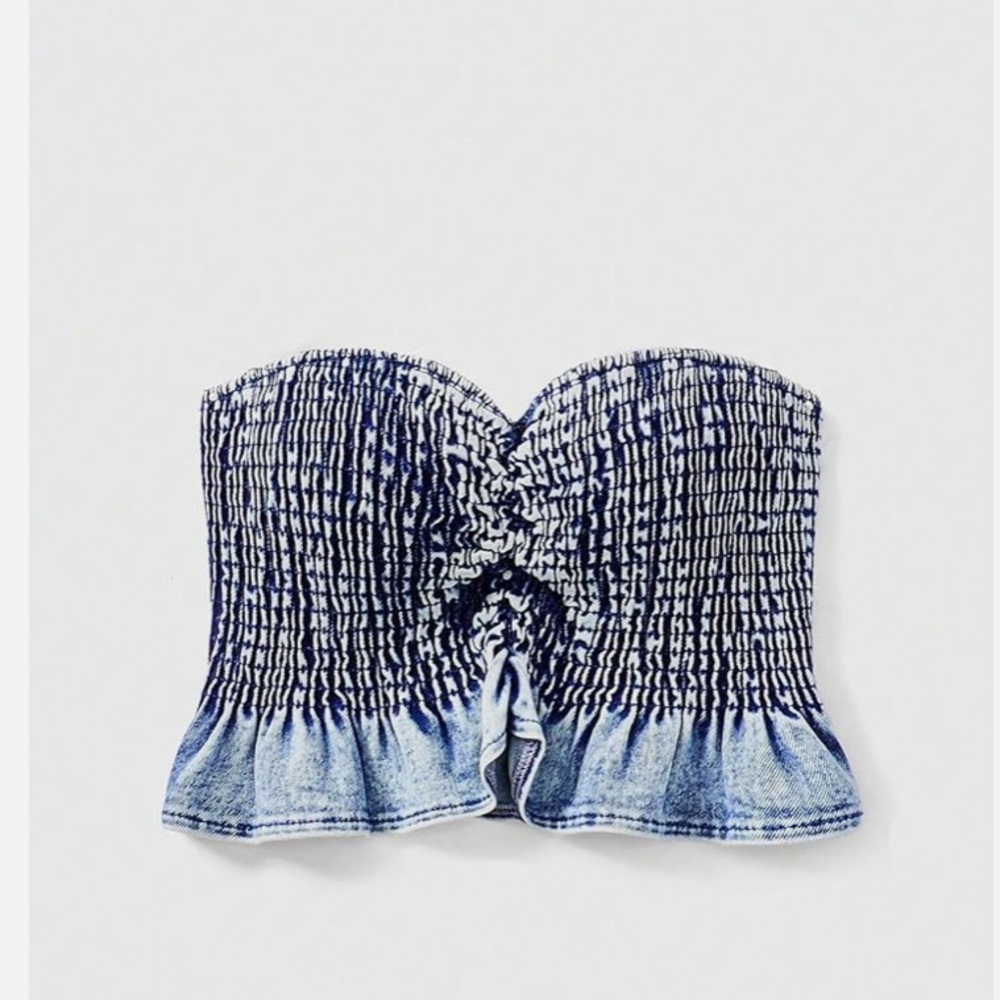 NWT No Label Size M Shirred Ruched Denim Crop Top